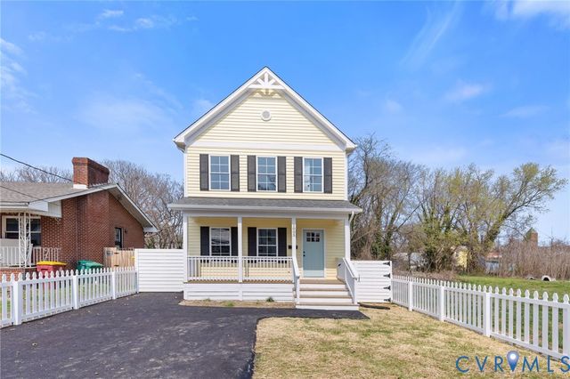 1005 Rome St, Petersburg, VA 23803