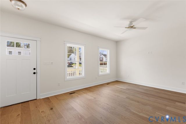 1005 Rome St, Petersburg, VA 23803