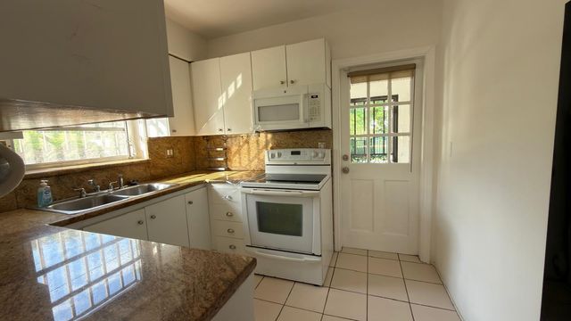 175 SW 25th Road, Miami, FL 33129