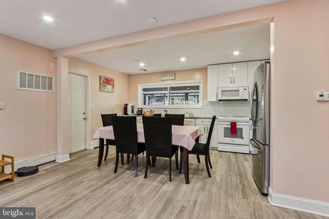 47 PLUMBRIDGE DR, Levittown, PA 19056