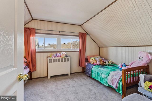 47 PLUMBRIDGE DR, Levittown, PA 19056