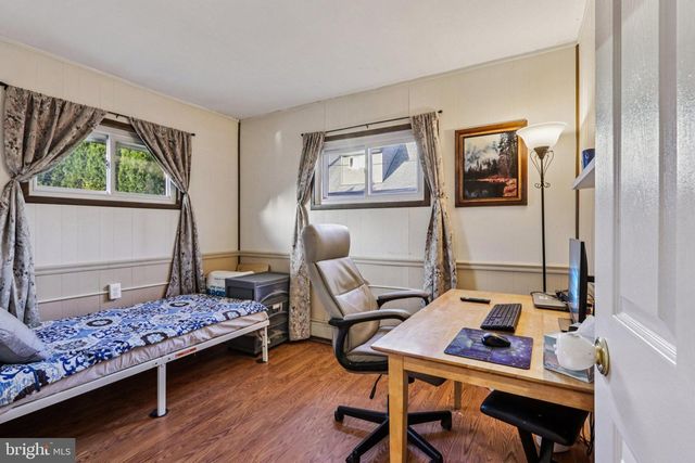 47 PLUMBRIDGE DR, Levittown, PA 19056