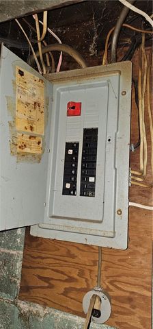 404 Ridgelawn Ave, Neshannock Twp, PA 16105