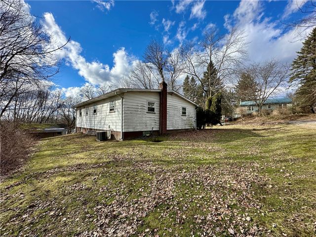 404 Ridgelawn Ave, Neshannock Twp, PA 16105