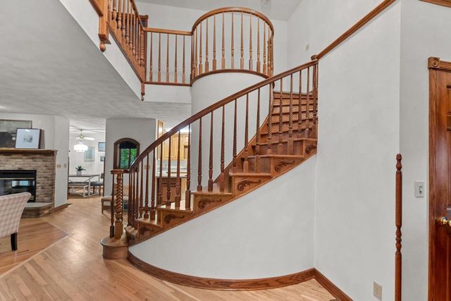 17 PAMELA COURT, Appleton, WI 54915