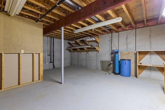 17 PAMELA COURT, Appleton, WI 54915