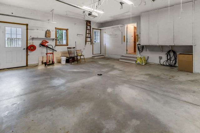 17 PAMELA COURT, Appleton, WI 54915