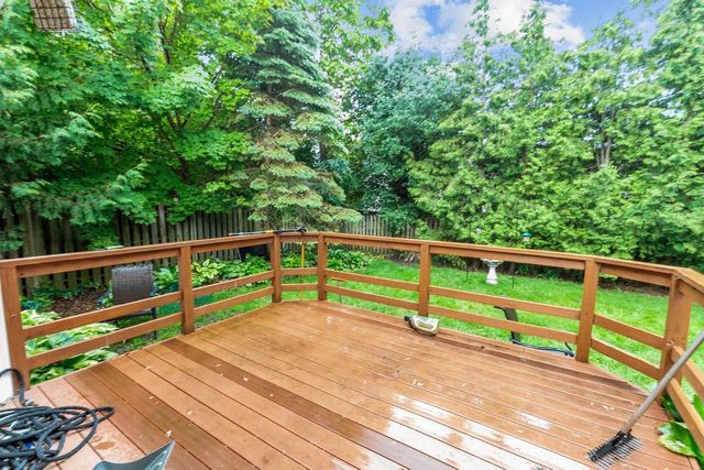 17 PAMELA COURT, Appleton, WI 54915
