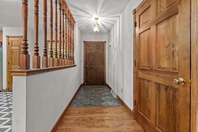 17 PAMELA COURT, Appleton, WI 54915