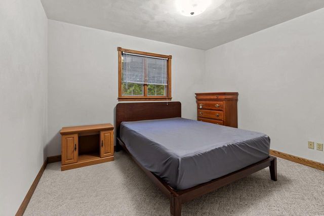 17 PAMELA COURT, Appleton, WI 54915