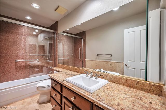 7802 Harbour Towne Avenue, Las Vegas, NV 89113
