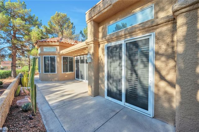 7802 Harbour Towne Avenue, Las Vegas, NV 89113