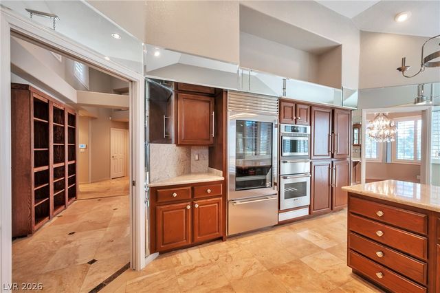7802 Harbour Towne Avenue, Las Vegas, NV 89113