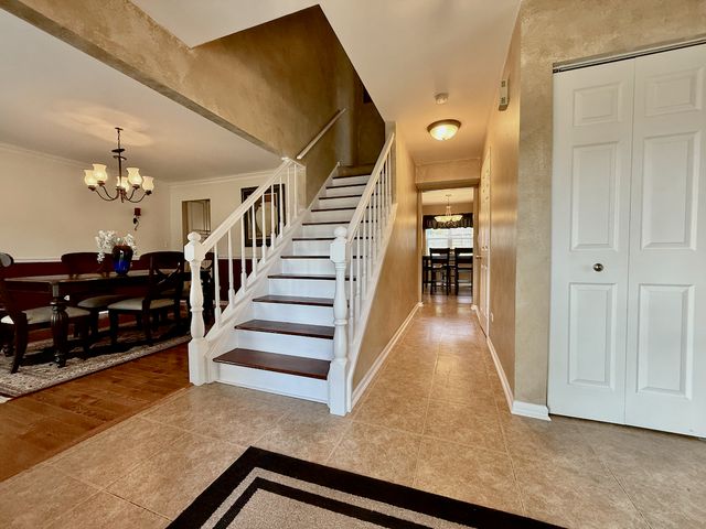 1664 Brighton Drive, Mundelein, IL 60060