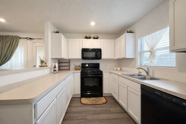 5423 Rosser Ruby Way, Brookshire, TX 77423