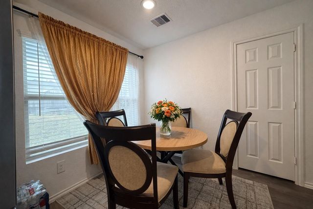 5423 Rosser Ruby Way, Brookshire, TX 77423