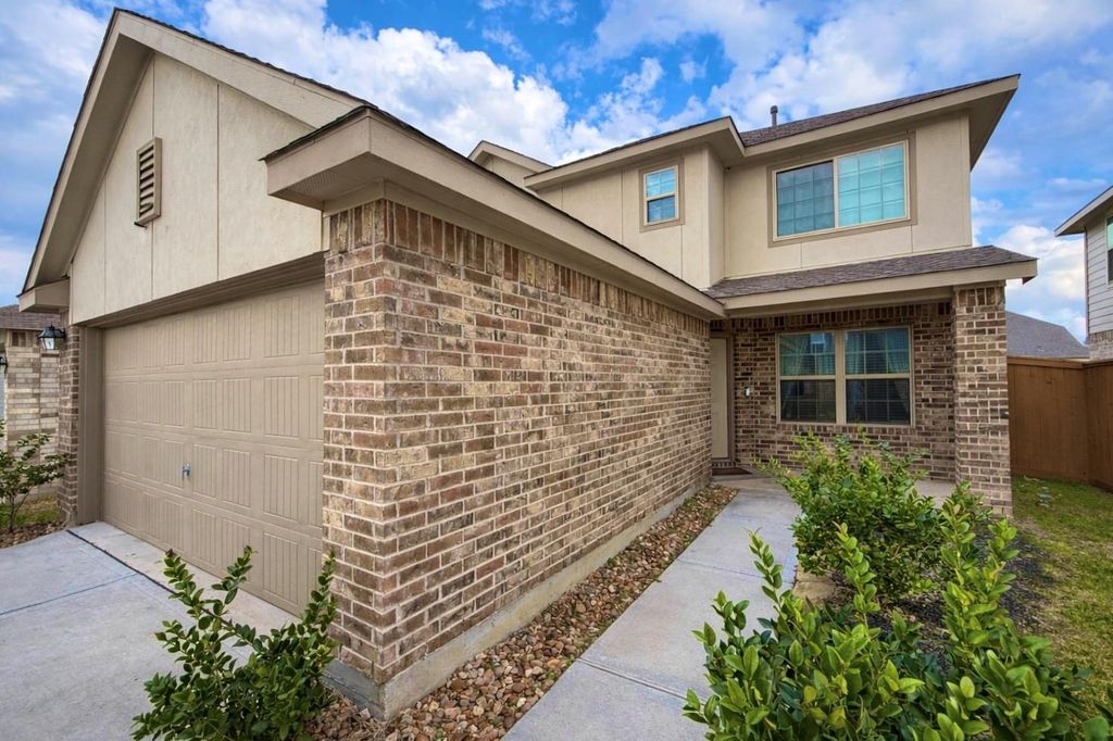 5423 Rosser Ruby Way, Brookshire, TX 77423