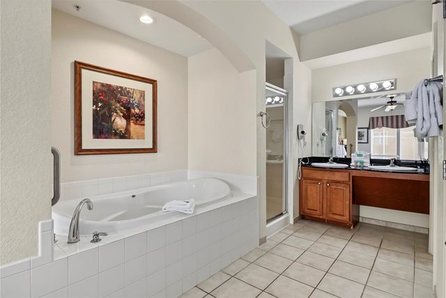 8101 RESORT VILLAGE DRIVE 3401, Orlando, FL 32821