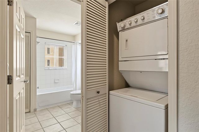 8101 RESORT VILLAGE DRIVE 3401, Orlando, FL 32821