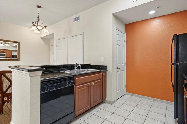 8101 RESORT VILLAGE DRIVE 3401, Orlando, FL 32821