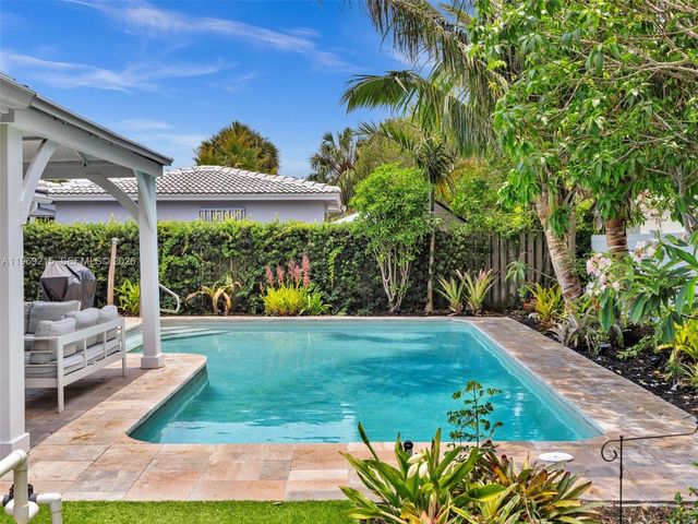 5121 NE 30th Ter, Lighthouse Point, FL 33064