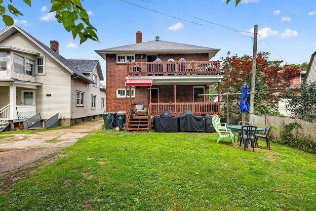 2029 Jenifer Street, Madison, WI 53704