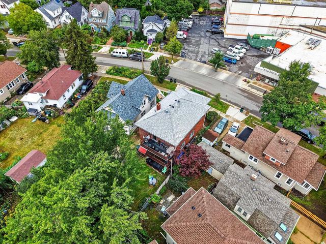 2029 Jenifer Street, Madison, WI 53704