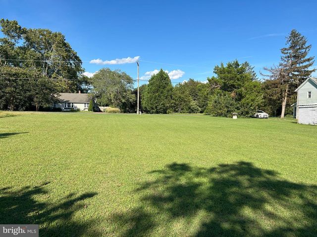 5611 GALESTOWN RD, Seaford, MD 19973