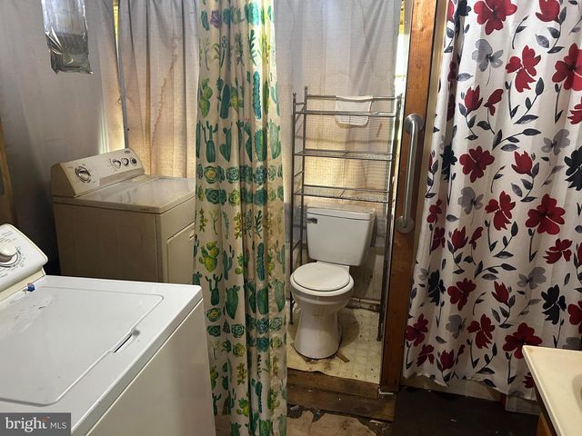 5611 GALESTOWN RD, Seaford, MD 19973