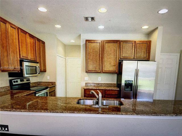 730 NW Leonardo Cir, Port St. Lucie, FL 34986