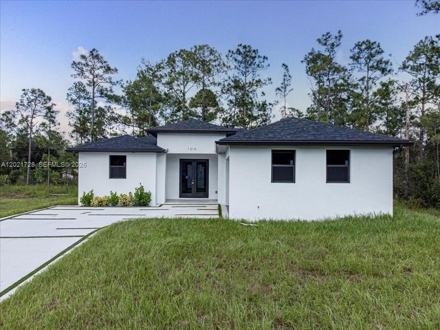 1310 Jefferson Ave, Lehigh Acres, FL 33972
