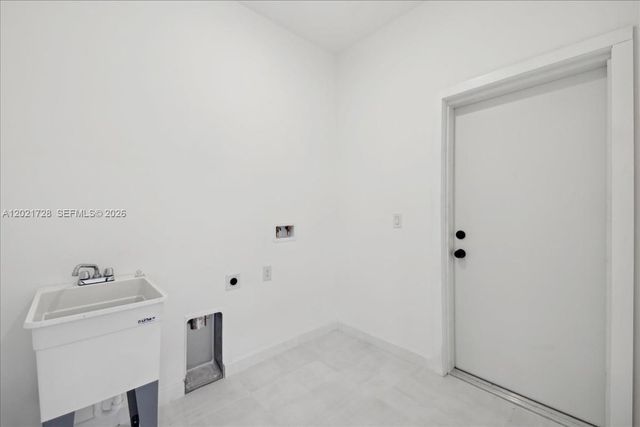 1310 Jefferson Ave, Lehigh Acres, FL 33972