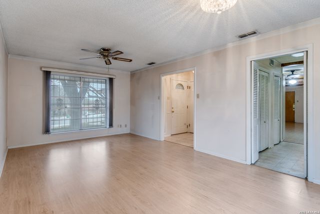 10426 Greenbay, San Antonio, TX 78230