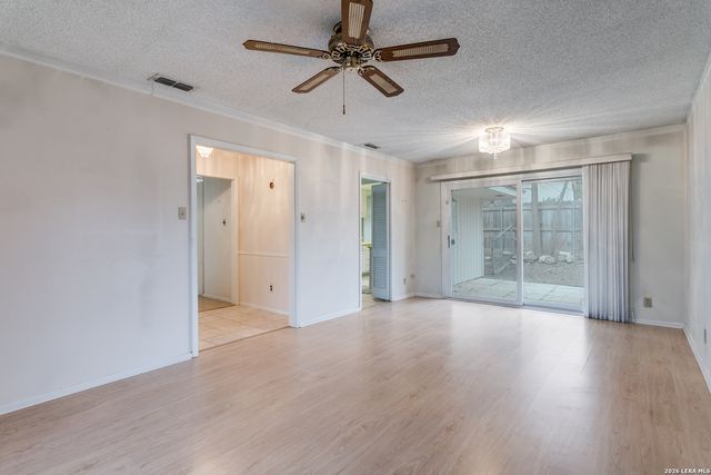 10426 Greenbay, San Antonio, TX 78230