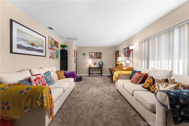 285 Monte Vista, Hemet, CA 92544