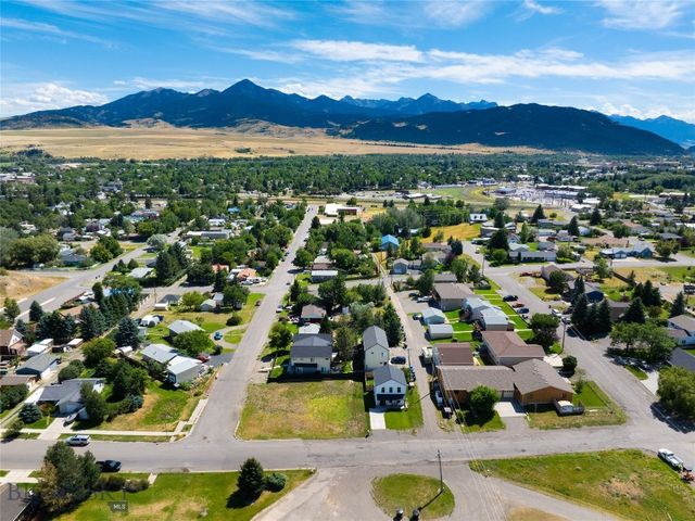 805 W Summit Street, Livingston, MT 59047