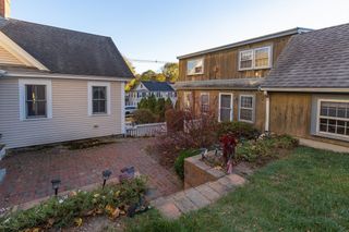 129-1/2 Summer St, Plymouth, MA 02360