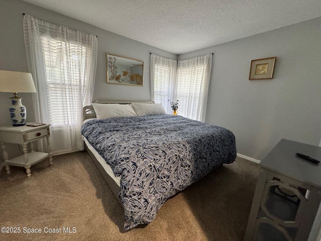 1926 Dipol, Titusville, FL 32780