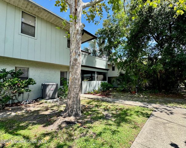 1926 Dipol, Titusville, FL 32780