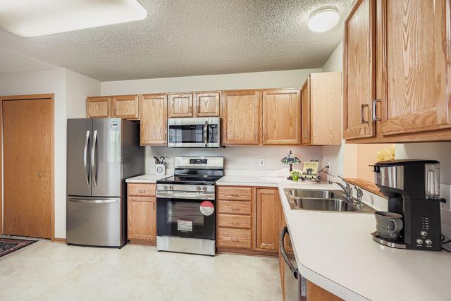 14527 Eureka Court, Apple Valley, MN 55124