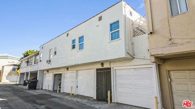 205 S Reeves Drive, Beverly Hills, CA 90212