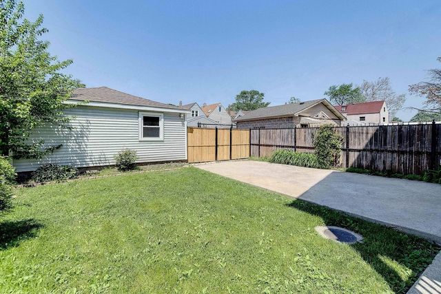 2634 N Lawndale Avenue 1, Chicago, IL 60647