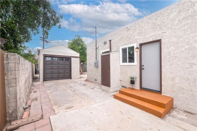 1122 Kilson, Santa Ana, CA 92701