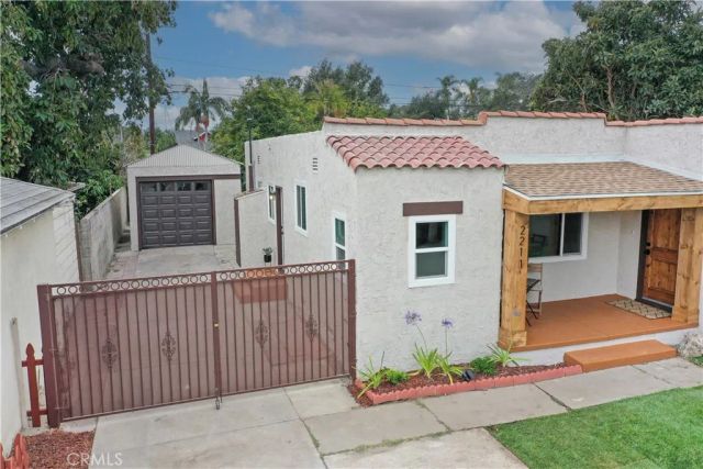 1122 Kilson, Santa Ana, CA 92701
