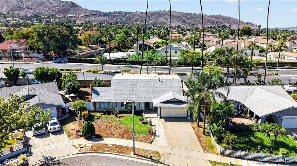 2942 Summerfield, Riverside, CA 92503 — photo 5