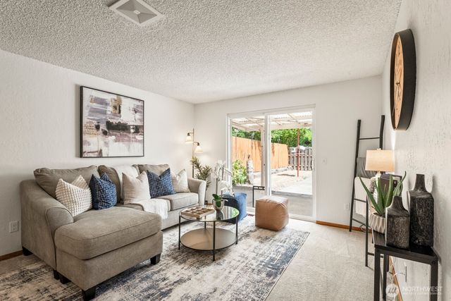31412 31st Avenue SW, Federal Way, WA 98023