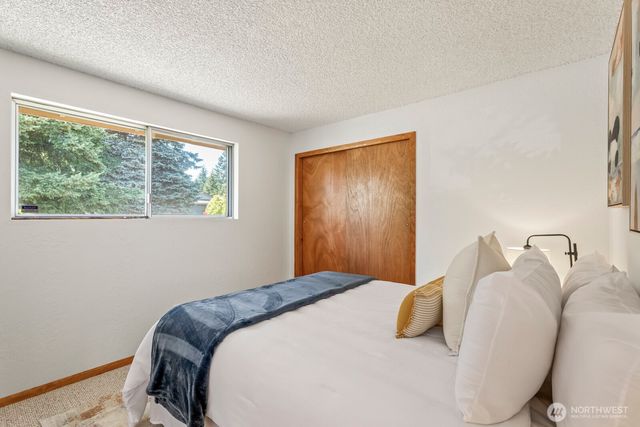 31412 31st Avenue SW, Federal Way, WA 98023