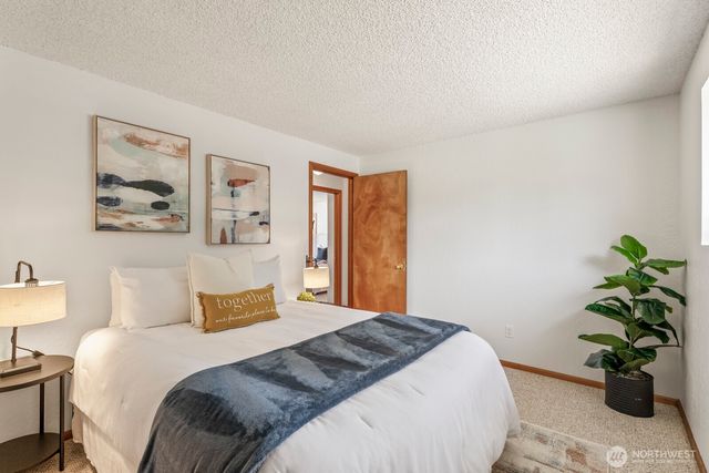 31412 31st Avenue SW, Federal Way, WA 98023