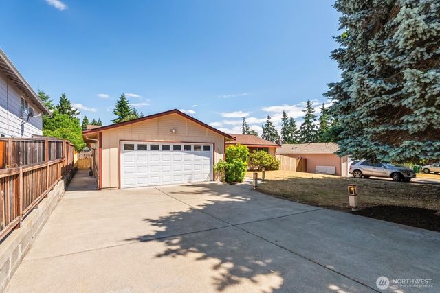 31412 31st Avenue SW, Federal Way, WA 98023