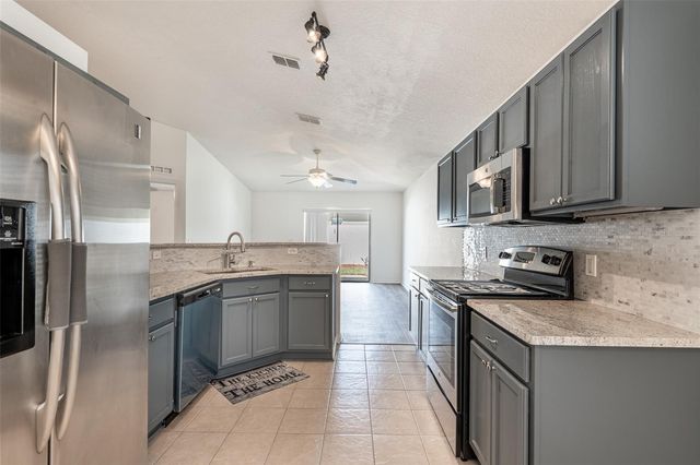 2123 ANOKA WAY, Leesburg, FL 34748